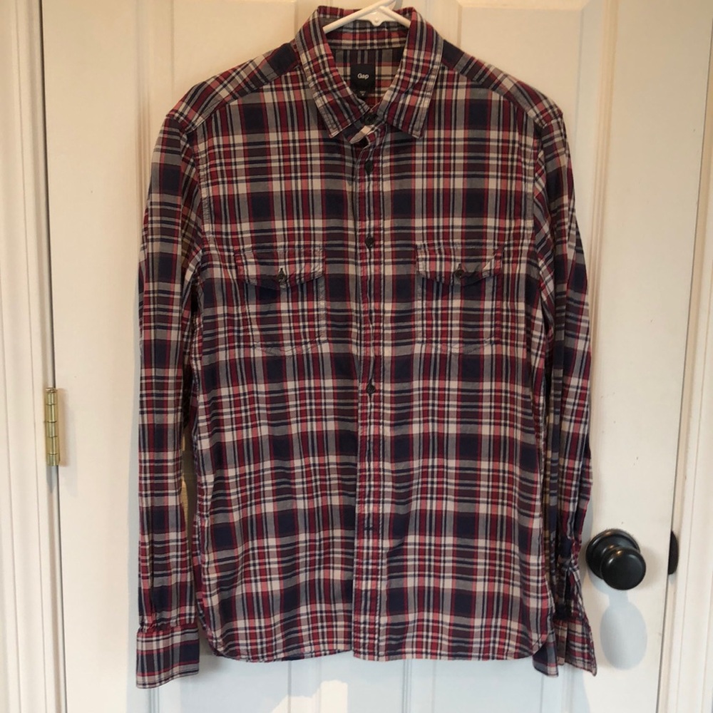 GAP: Lightweight, plaid button down shirt!